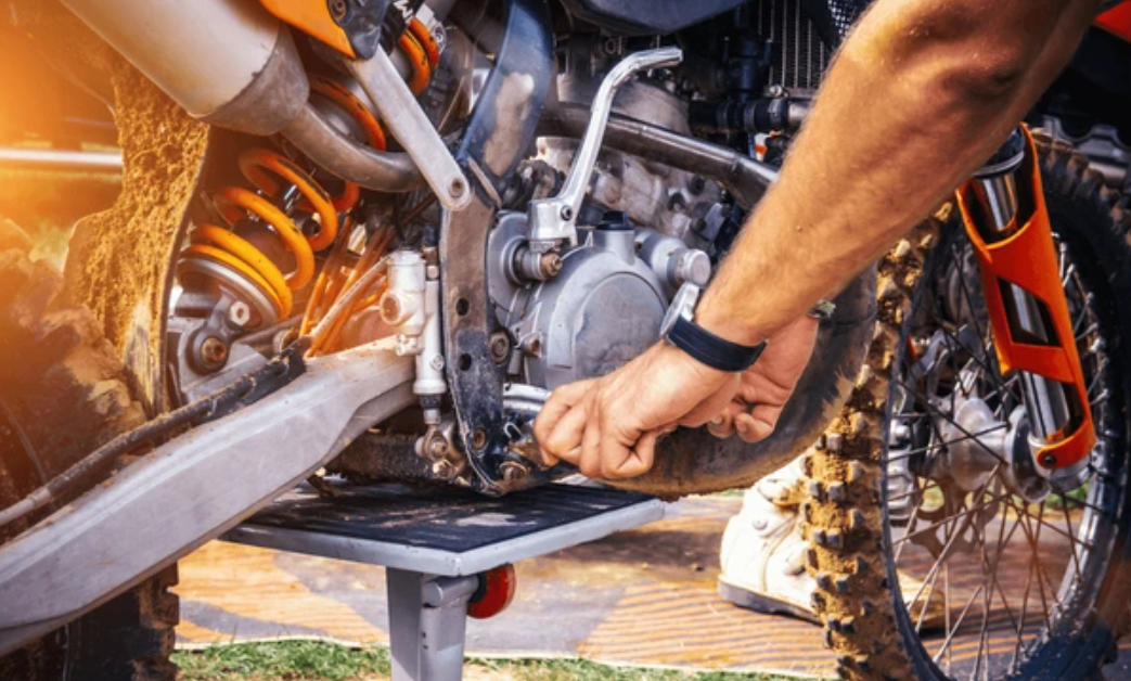 Understanding the Dirt Bike Clutch